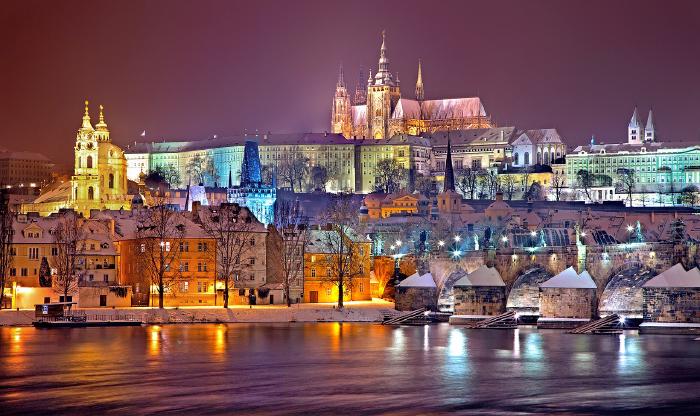 things-to-do-in-prague-at-night.jpg Wander along the banks of River Vlatva overlooking Charles Bridge - Things to do in Prague