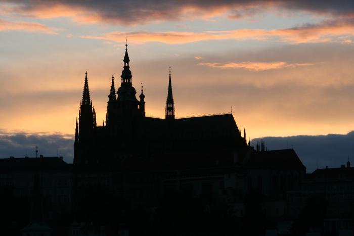 things-to-do-in-prague-beautiful-sunset-over-prague.jpg Things to do in Prague - view the beautiful sunset over Prague
